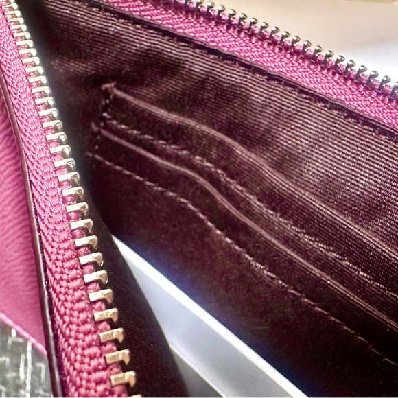 NWT COACH LARGE HOT PINK WRISTLET - Picture 8 of 9